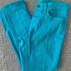 C. Wonder Skinny Crop blue jeans. Size 28